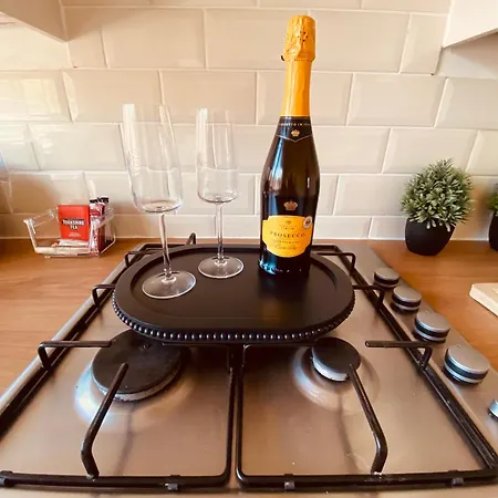 Dent View - 3 Bed House, Sleeps 5 *