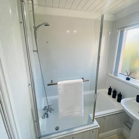 Dent View - 3 Bed House, Sleeps 5 Cleator Moor